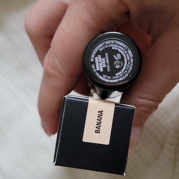 Anastasia Beverly Hills Contour & Highlight Stick in Banana 9g - Picture 7 of 7